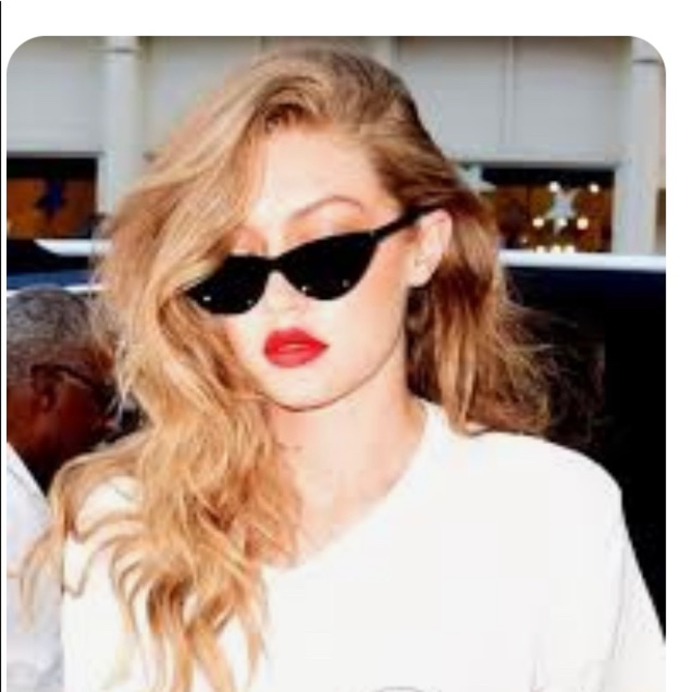 Le Specs by Adam Selman The Last Lolita in White - Picture 6 of 12